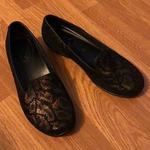 Dansko Olivia size 39